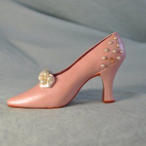 3 for $24 - vintage My Treasure fancy shoe figurine pink pearl (W1004)